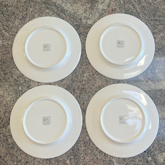 Mikasa Montmartre cups and saucers, bread and butter plates, and salad plates - Picture 17 of 17